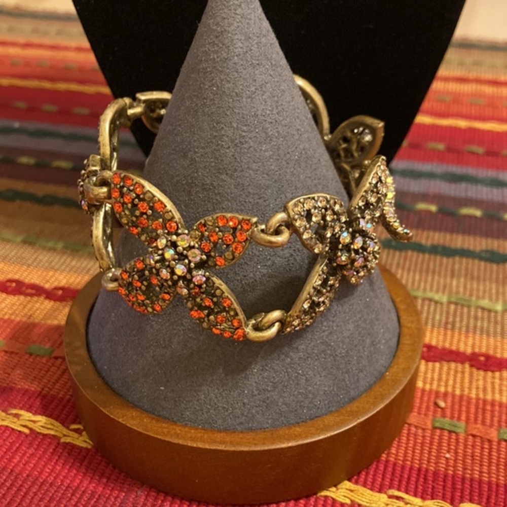 Vintage Amazing multicolored rhinestone flower link gold tone bracelet
